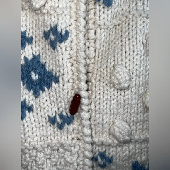 Vintage Hand Kitted Ruby Flynn Mid Length Button Sweater - Picture 4 of 10